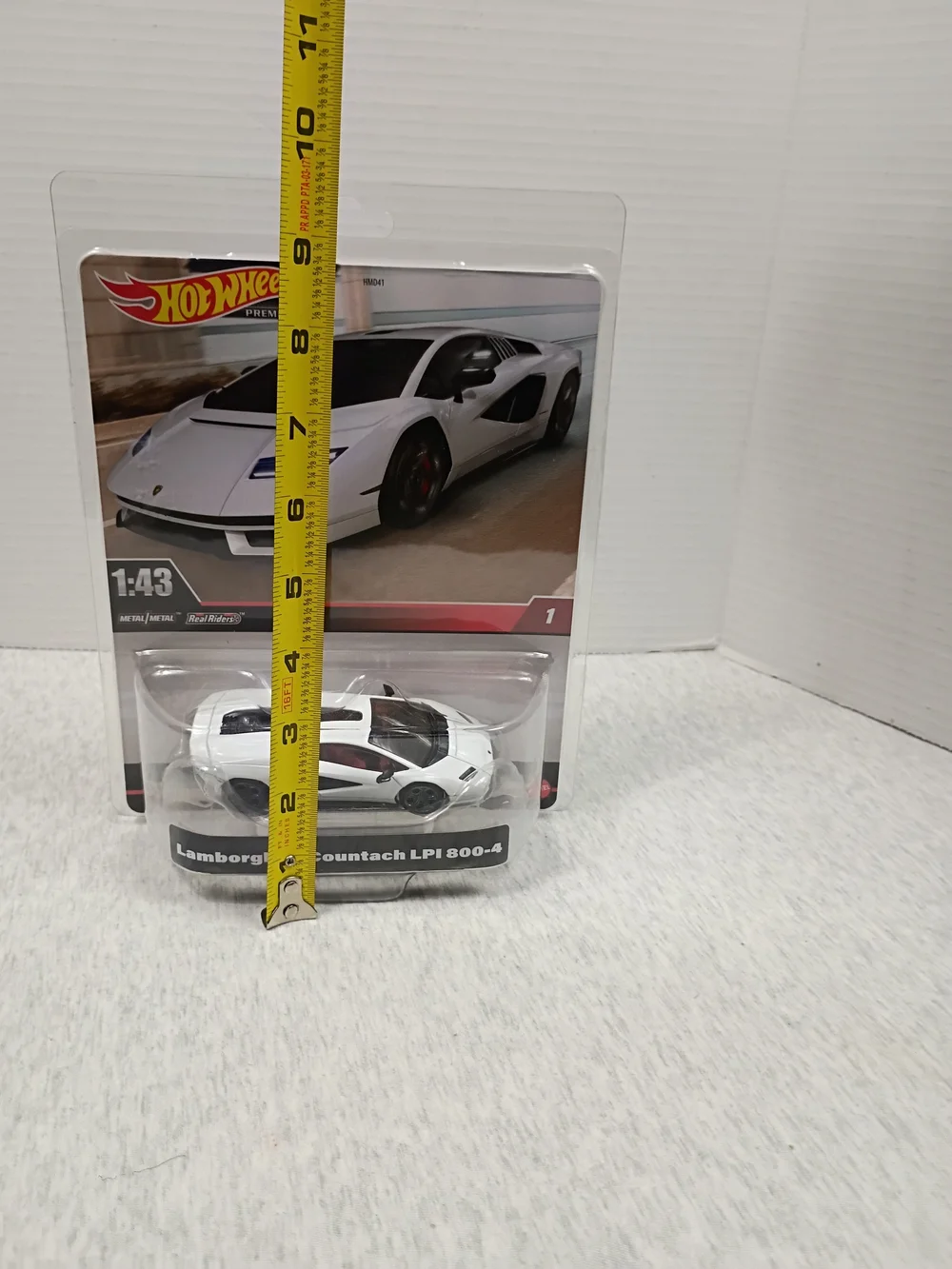 HOT WHEELS PREMIUM #1 LAMBORGHINI COUNTACH LPI 800-4 1:43 DIE CAST TOY CAR MISP